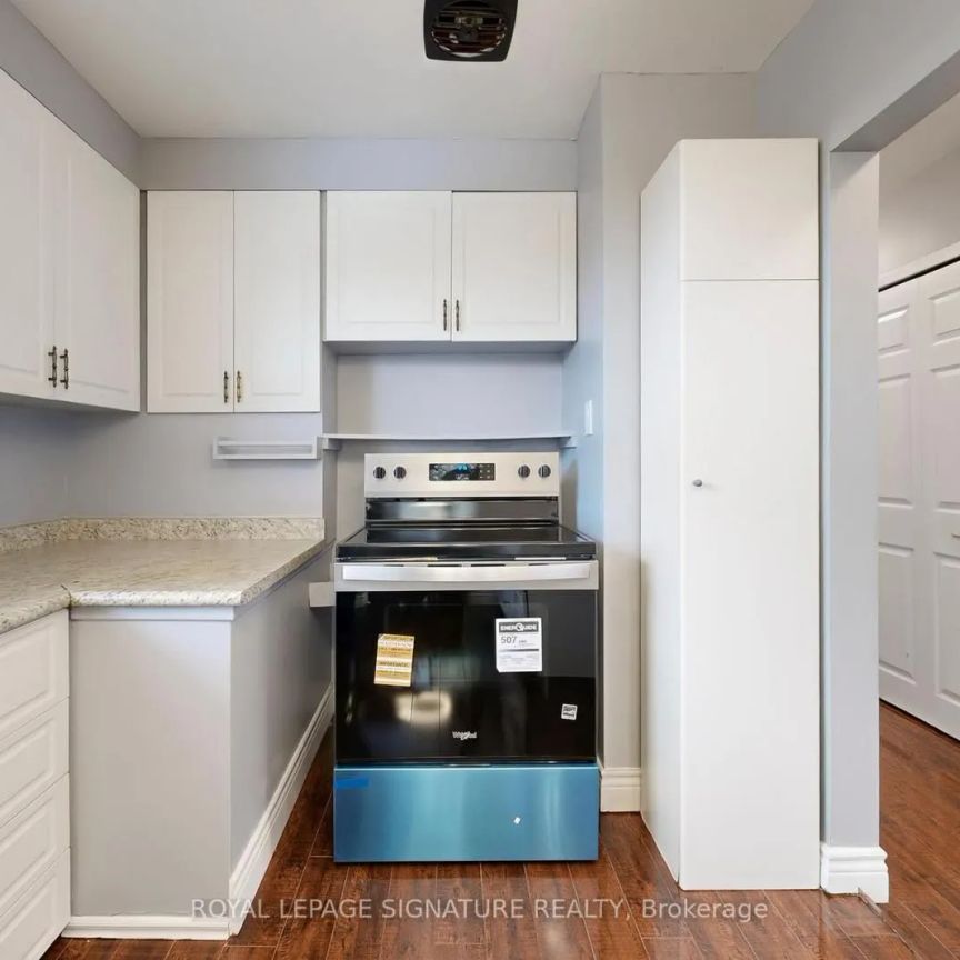 125 WAYNE AVENUE - Photo 1