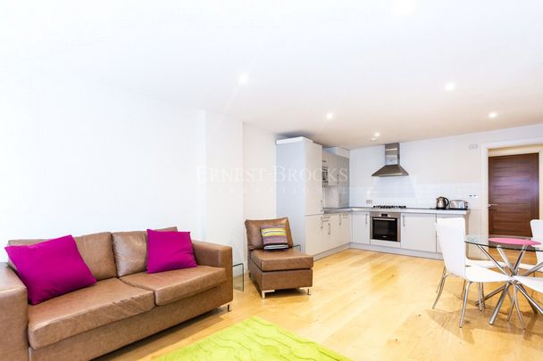 Houghton Court, 31 Glasshouse Yard, EC1A 4JN - Photo 1