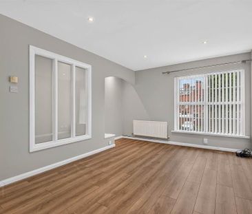 10 Earls Court, Bethany Street, Ballyhackamore, Belfast, BT4 3FA - Photo 1