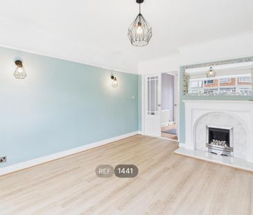 3 bedroom semi-detached house to rent - Photo 4