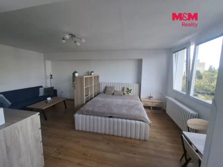 Pronájem bytu 1+kk, Kolín, ul. Roháčova - Photo 4