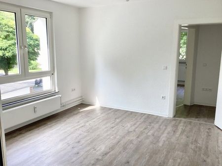 4-Zimmer-Wohnung mit Balkon und Tageslichtbad - Foto 5