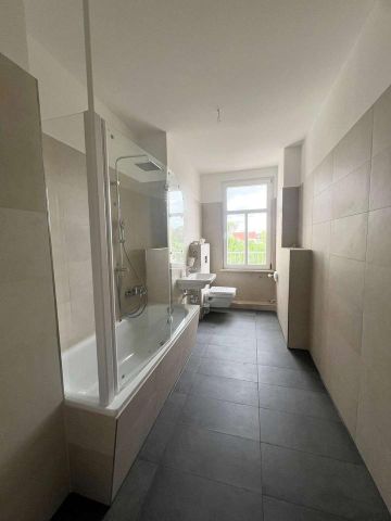 ✨Neu! Tolle 2-Zimmer-Wohnung mit neuer Einbauküche und Tageslichtbad ❄️ - Photo 5