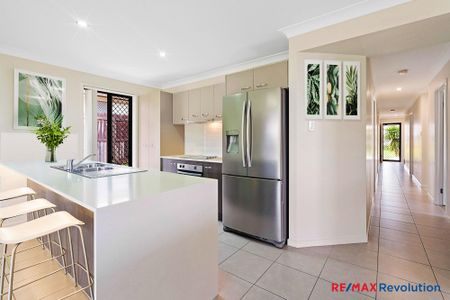 34 John Street,PIMPAMA - Photo 2