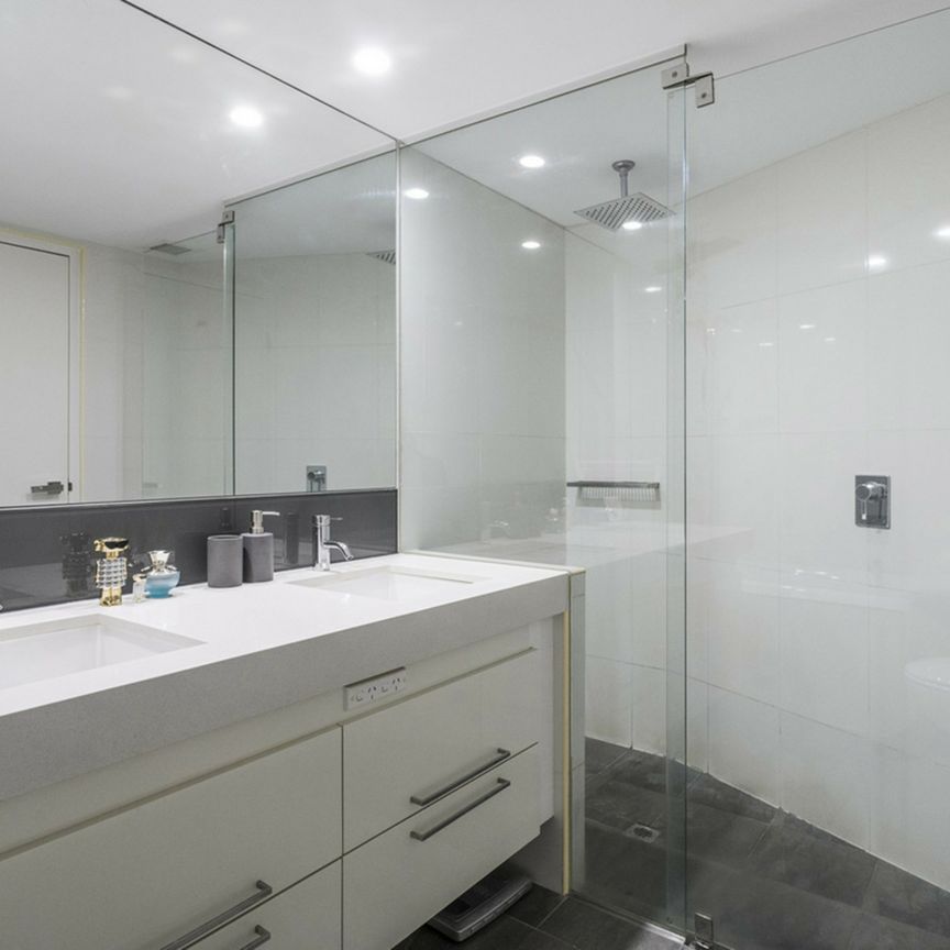 1/50 Royal Street, East Perth - Photo 1