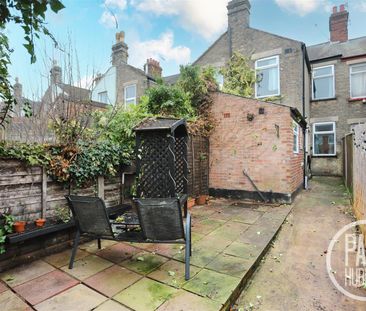 Avondale Road, Lowestoft, NR32 - Photo 6