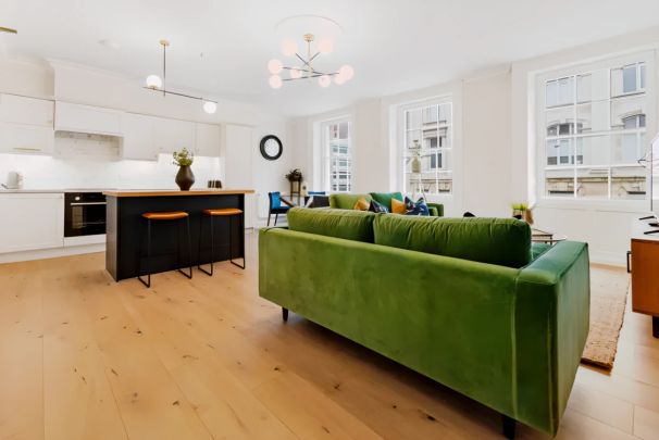 Three Bed Suite - Photo 1