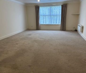 Hale Lane, Edgware, HA8 - Photo 2