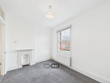 3 bedroom property to rent - Photo 2