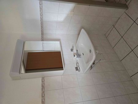 2.5 Zimmer, 65 m² - Foto 3