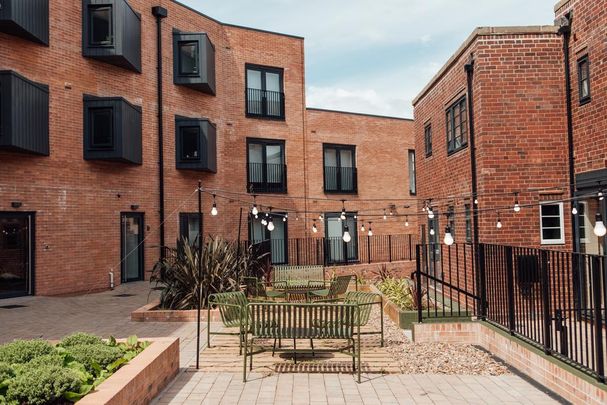 1 bedroom flat to rent - Photo 1