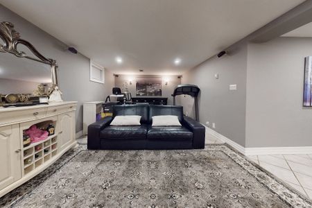 For Lease - 12 Daleside Crescent, Toronto, Ontario - Photo 5