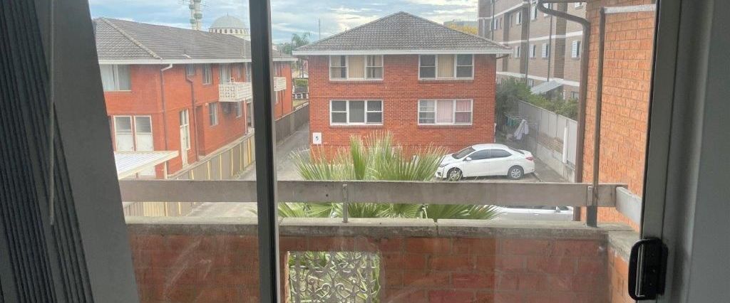 2 BEDROOM UNIT FOR LEASE - Photo 1