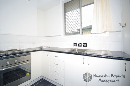 4/32 Lingard Street, Merewether - Photo 3