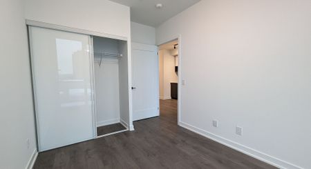 For Lease - 5 Defries Street Unit# 925, Toronto, Ontario - Photo 2
