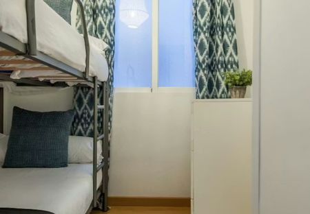 Calle de la Cava Baja, Madrid, Community of Madrid 28005 - Photo 2