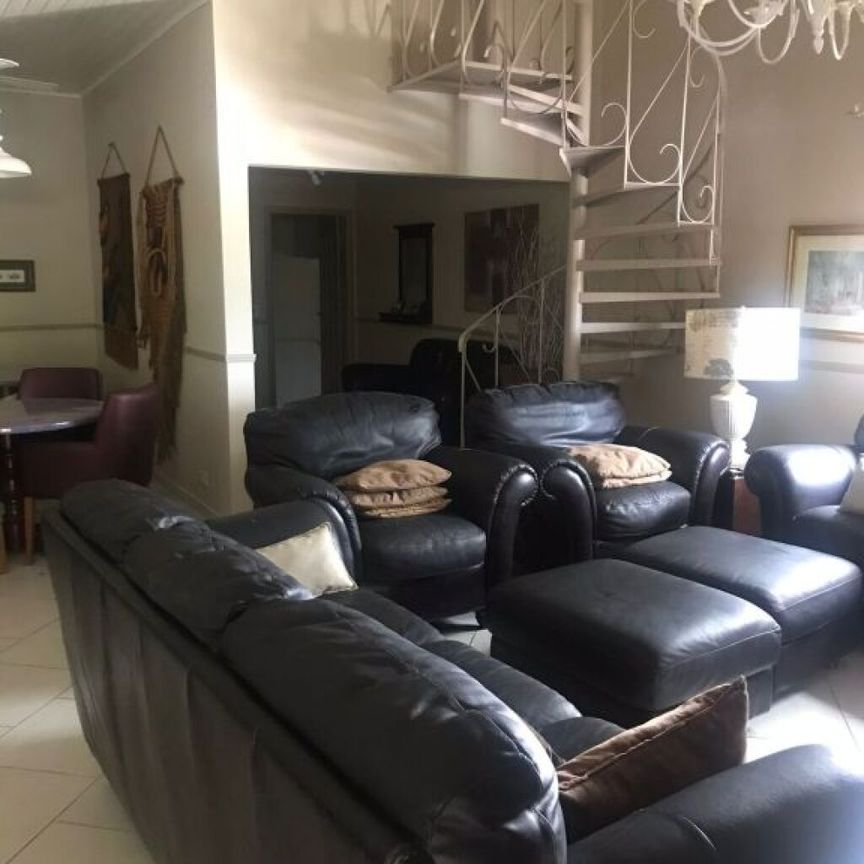 Casa Em Condomínio - Foto 1