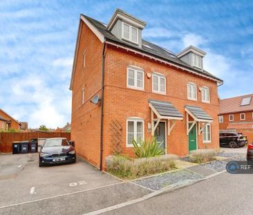 3 bedroom semi-detached house to rent - Photo 4