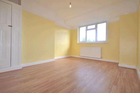 Windermere Avenue, Merton, SW19 - Photo 3