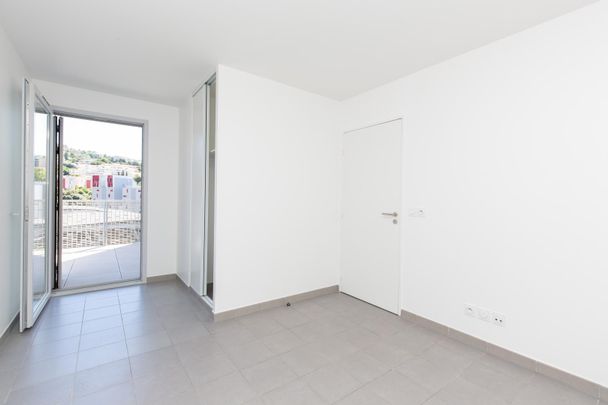 location Appartement F2 DE 41.83m² À NICE - Photo 1