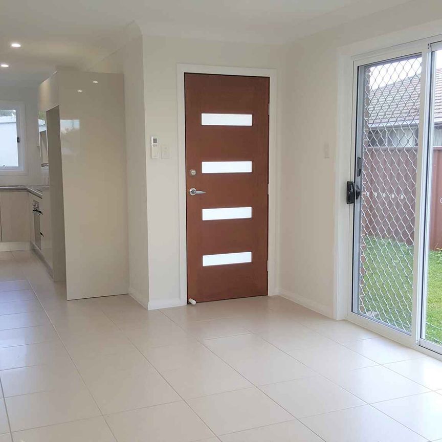 Modern 2 bedroom brick veneer granny flat - Photo 1