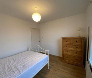 2 Bed Flat, Limes Grove, SE13 - Photo 6