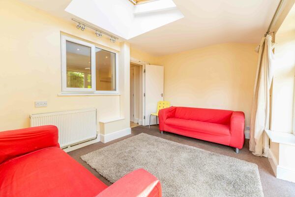 25 Temple Avenue - Photo 1