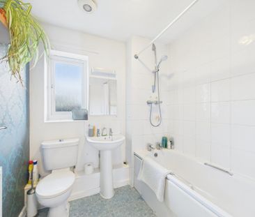 Terry House, Tadros Court, High Wycombe,HP13 - Photo 5