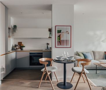 Available from Now - 1 Bed Apartment, Furnished - Photo 2