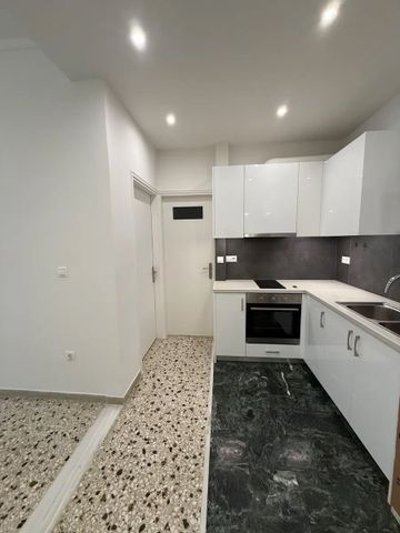 Διαμέρισμα για ενοικίαση Καστέλλα (Καστέλλα - Πασαλιμάνι) - Photo 2
