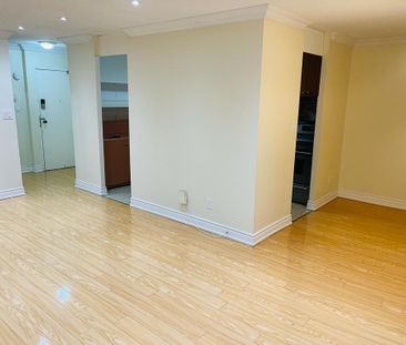 For Lease - 3025 The Credit Woodlands Road Unit# 330, Mississauga, ... - Photo 1