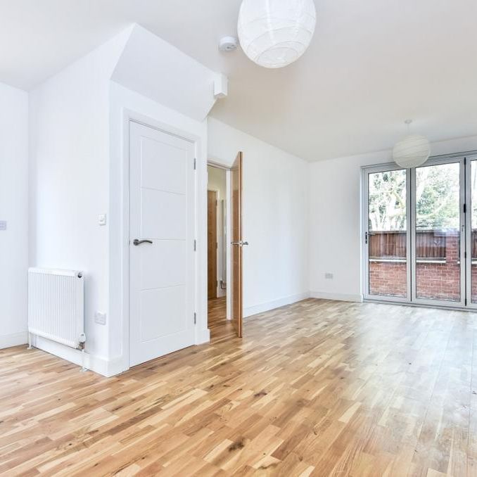 4 bedroom house to rent - Photo 1