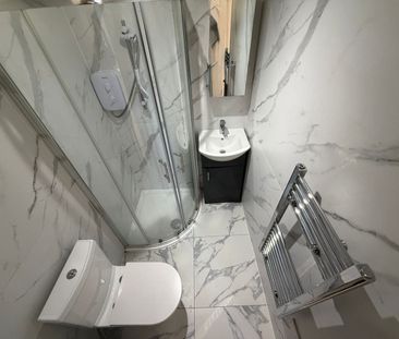 Studio Flat, Avington Grove, SE20 - Photo 5