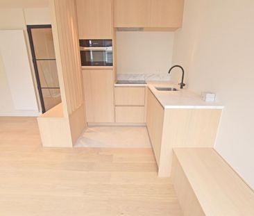 Prachtig gerenoveerd éénslaapkamerappartement in hartje Zoute op en... - Photo 3