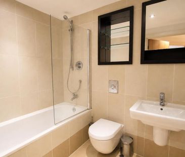 1 bedroom flat to rent - Photo 6