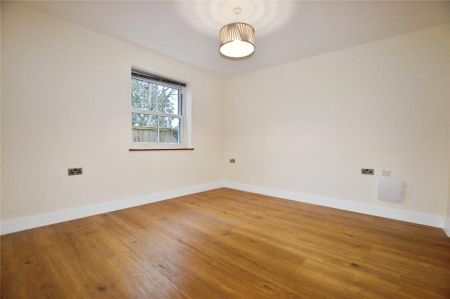 Saffron Walden, Essex - Photo 3