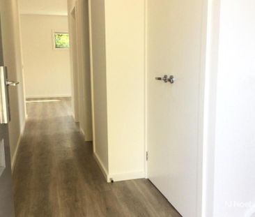 4/6 Esther Crescent, MOOROOLBARK - Photo 1