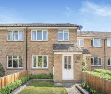3 bedroom semi-detached house to rent - Photo 3