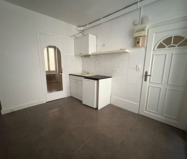 STUDIO 20 m2 – REFAIT A NEUF – en rez-de-chaussée – sur COUR – - Photo 4