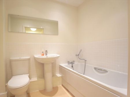 2 bedroom apartment to rent - Photo 5