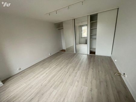Appartement entièrement rénové disponible à la location. Avec ses 78 m2, il vous offre un espa... - Photo 5