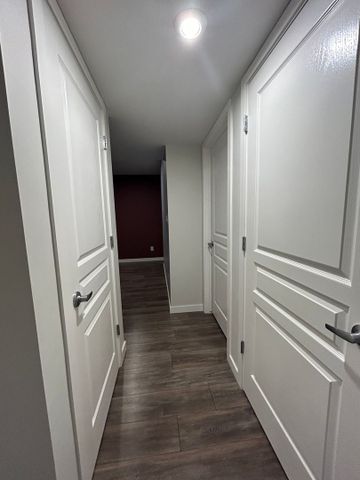 Kensington - 4 bedroom Pet Friendly House - 4054 Centennial Drive - Photo 4