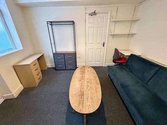 Bear Road, Brighton, BN2 - Photo 1