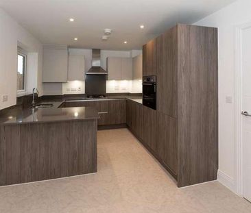Johnstone Close, Bracknell, RG12 - Photo 2
