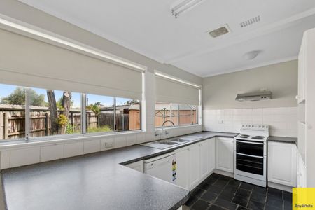 Versatile Family Living in a Prime Location! - Photo 4