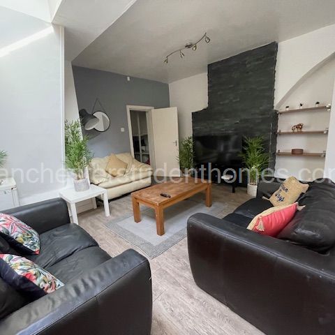 Ladybarn Lane, Manchester, M14 6NG - Photo 1