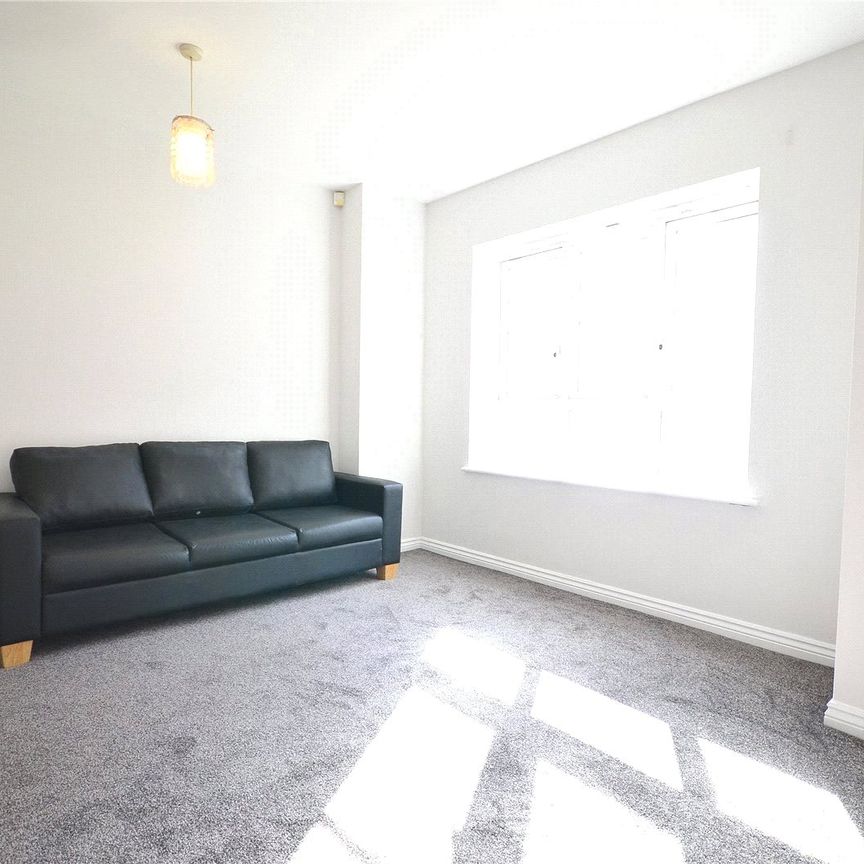 16 Kilmaine Avenue, Moston, Manchester, M9 7FN - Photo 1