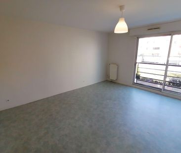 BRUZ - A proximité des commerces et transports en commun. Apparteme... - Photo 3