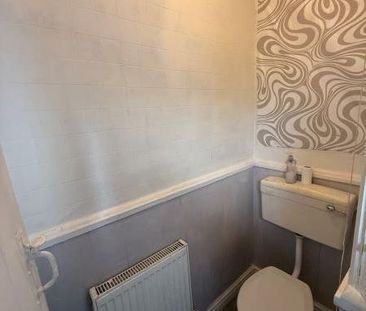 3 bedroom terraced house to rent - Photo 6