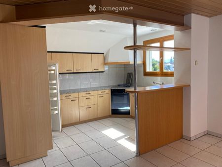 3.5- Zimmer-Wohnung mit 2 Dachzimmern - Photo 2